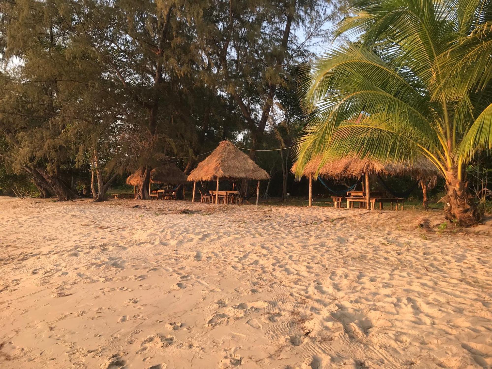 Naks Shack Koh Ta Kiev Exterior foto