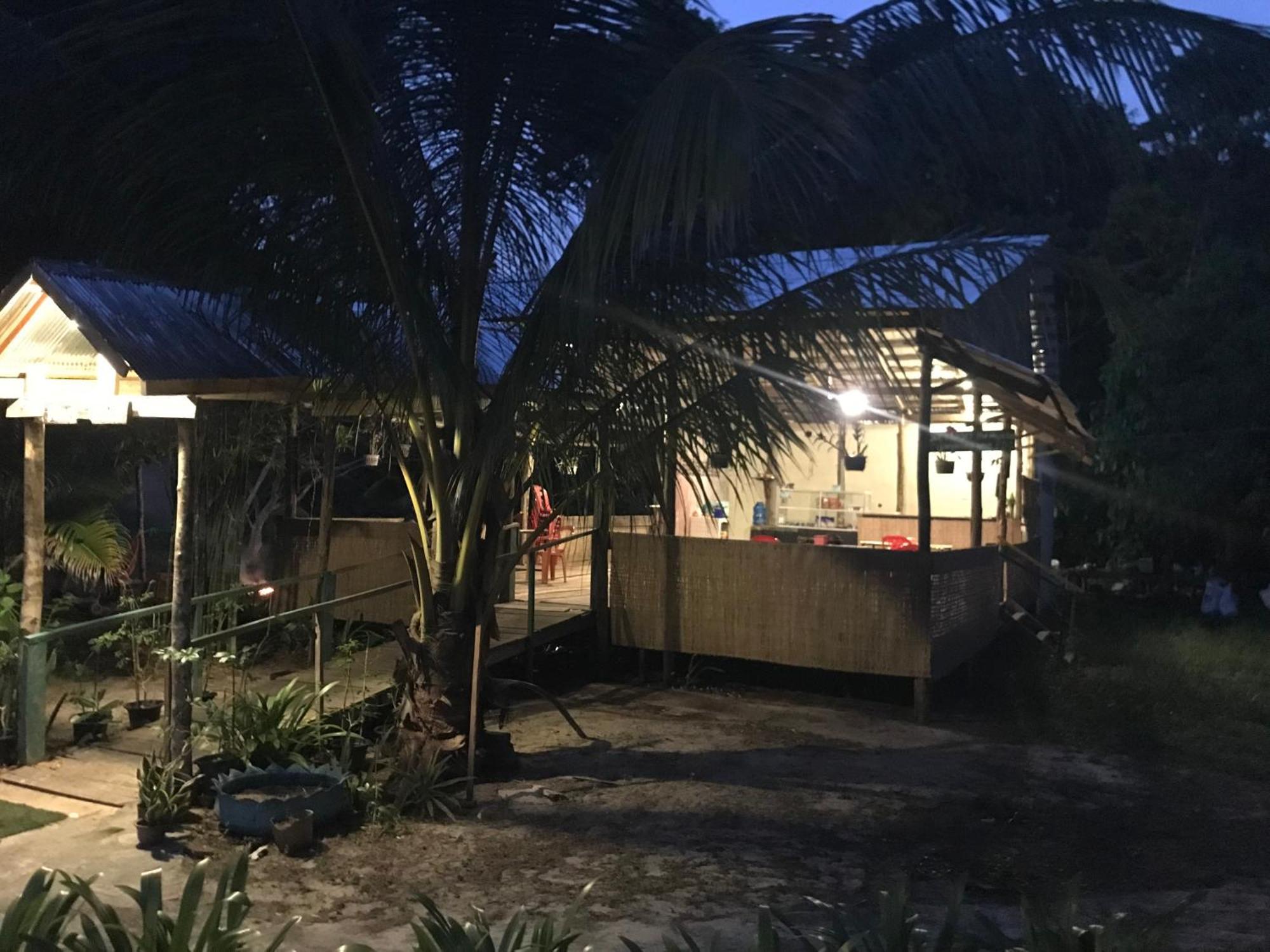 Naks Shack Koh Ta Kiev Exterior foto